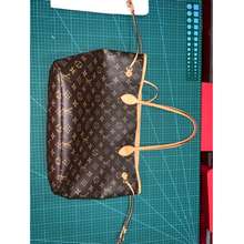 Shop Louis Vuitton NEVERFULL Neverfull mm (N41358) by SkyNS