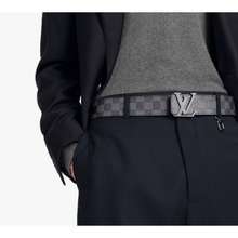 Brand New Louis Vuitton Monogram Eclipse Mens 40mm Reversible Belt Louis  Vuitton Kuala Lumpur (KL), Selangor