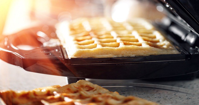 Waffle Iron Maker Machine 1400W + Hash Browns, or Any Breakfast